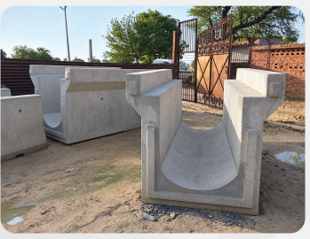 U drain and median barrier mould